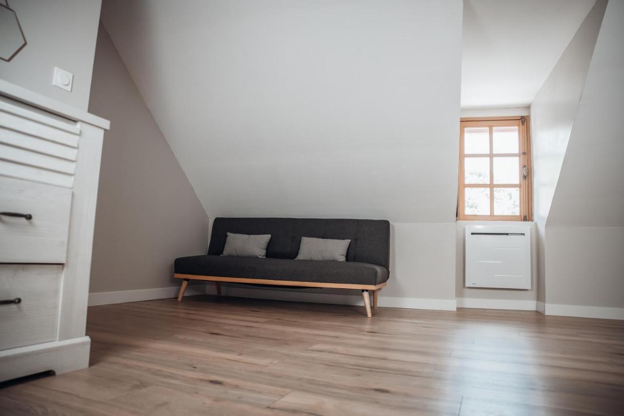 Rare, belle maison de 90 m2 au pied du château Fougères Extérieur photo